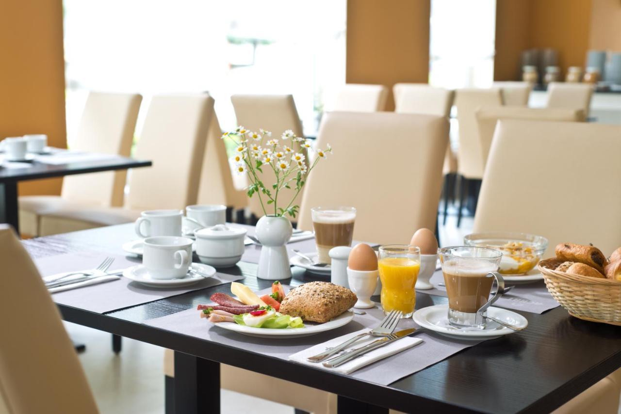 Achat Hotel Dresden Altstadt Eksteriør billede